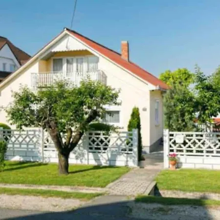 In Siofok/balaton 19792 Prázdninový dům